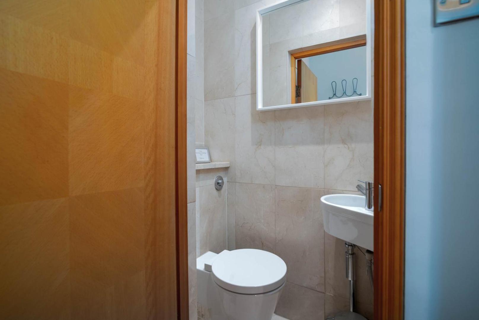 Appartamento Guestready - Central Converted Mews In Bayswater Londra Esterno foto